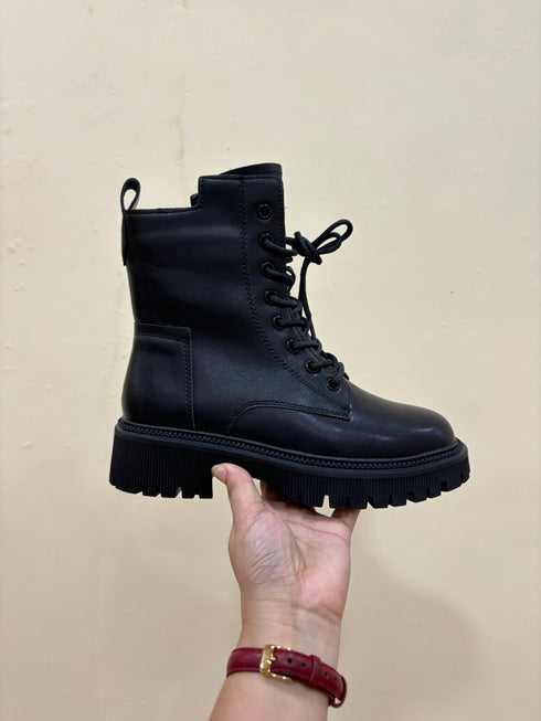 Fashionable Tie - Up  Mid  Boots